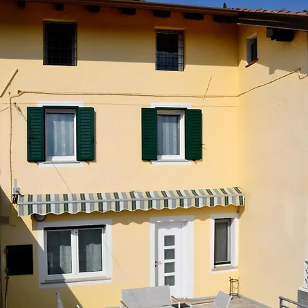 Casa Di Anna - Relax In Un Paesaggio Suggestivo *